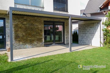 Lamelna pergola na terasi